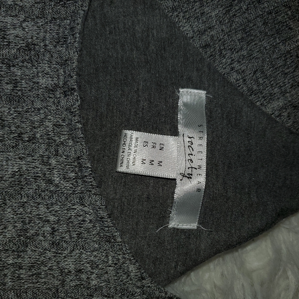 Grey Dress - Picture 4 of 4